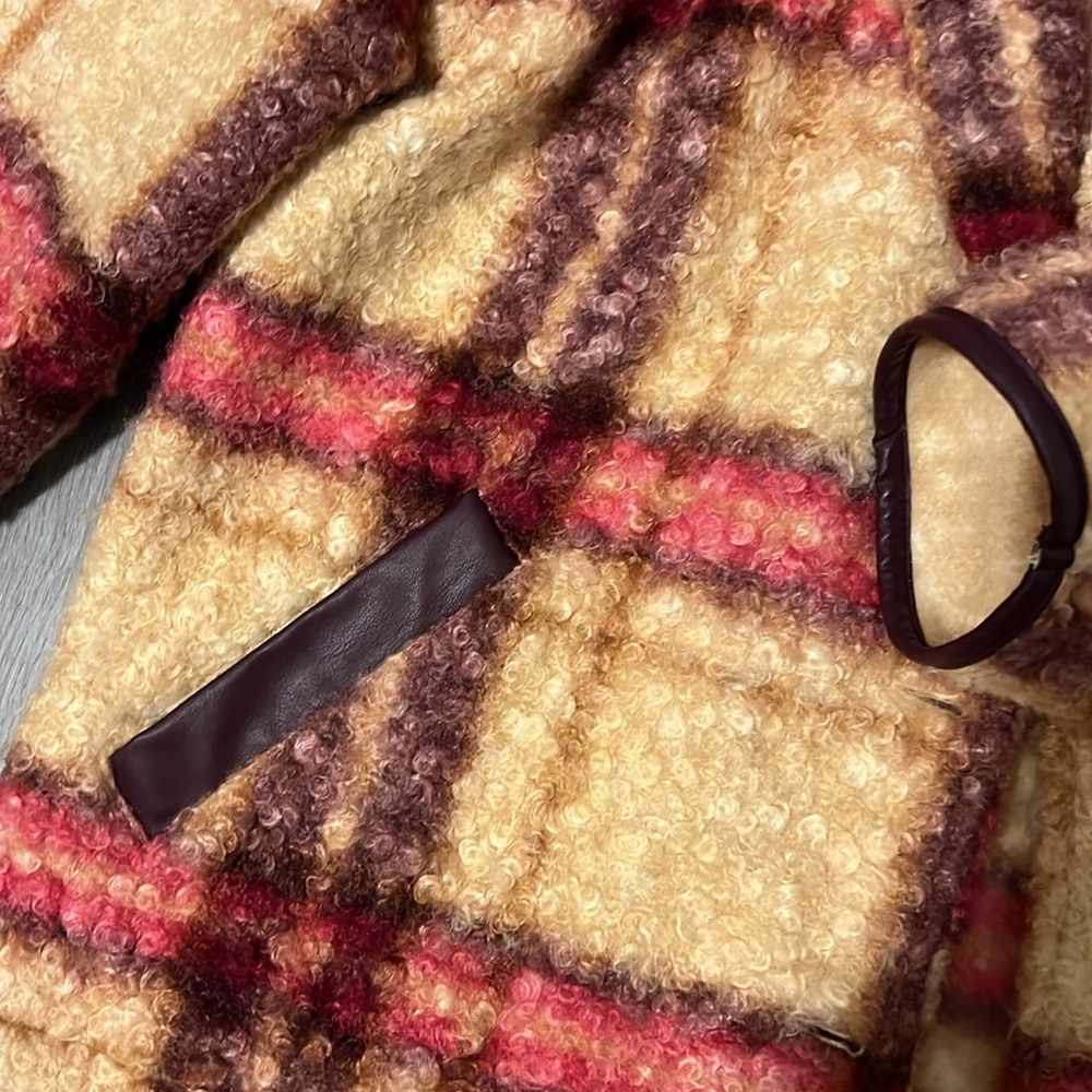 Knox Rose Plaid Jacket - Picture 4 of 5